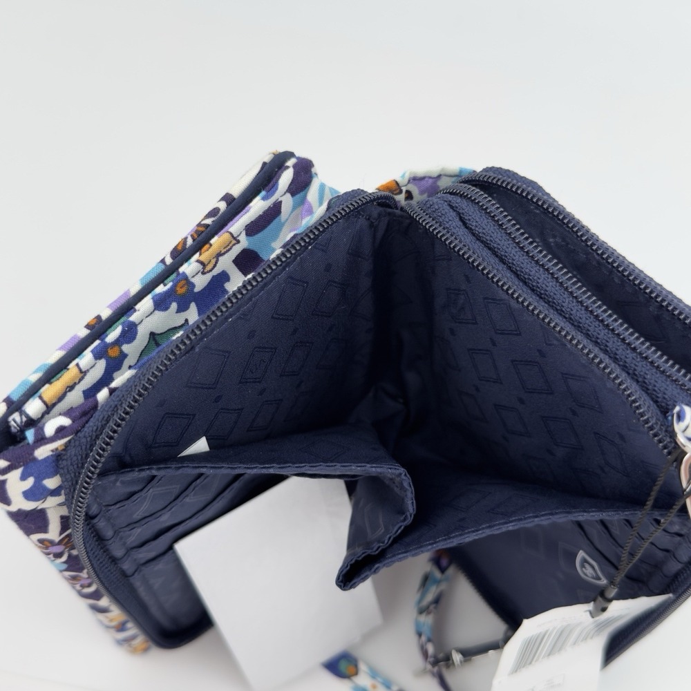 Vera Bradley RFID 3-in-1 Crossbody Wristlet Wallet Lisbon Medallion Cool NWT - Picture 11 of 16